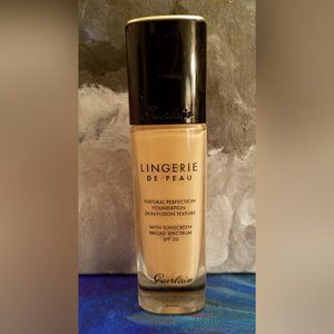 Guerlain Lingerie De Peau Nat Perf Foundation